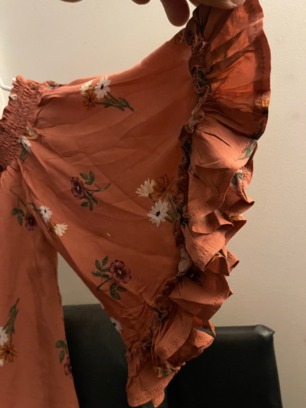 Jaase Women’s Rust Floral Off-Shoulder Top Size Medium NWT - Picture 4 of 11